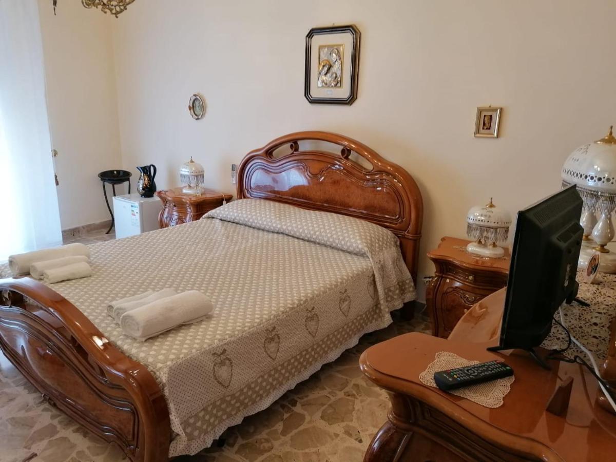 San Caloiru Home Naro Exteriör bild